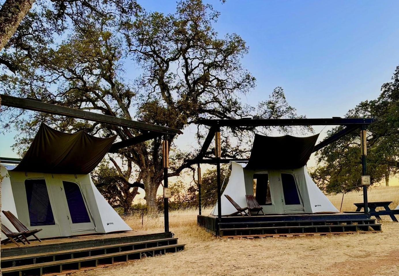 Billede 10: Cute, Lakeside Glamping Bell Tent #2, Wheatland, California
