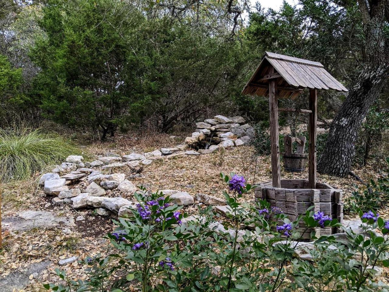 Φωτογραφία 10: Tiny House with Amazing Views and Private Hiking Trails in Hill Country, Texas