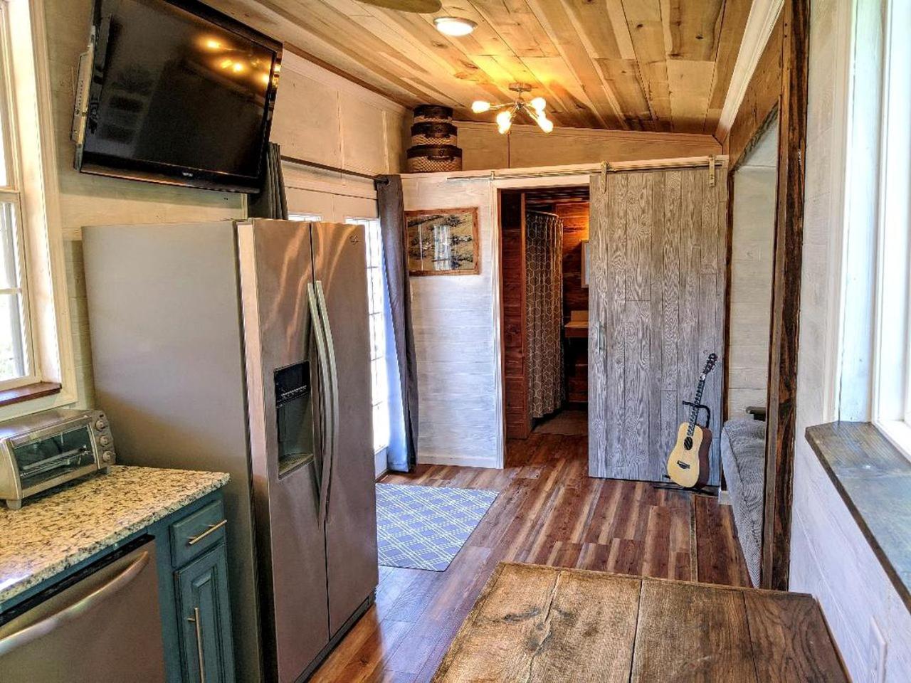 Φωτογραφία 8: Tiny House with Amazing Views and Private Hiking Trails in Hill Country, Texas