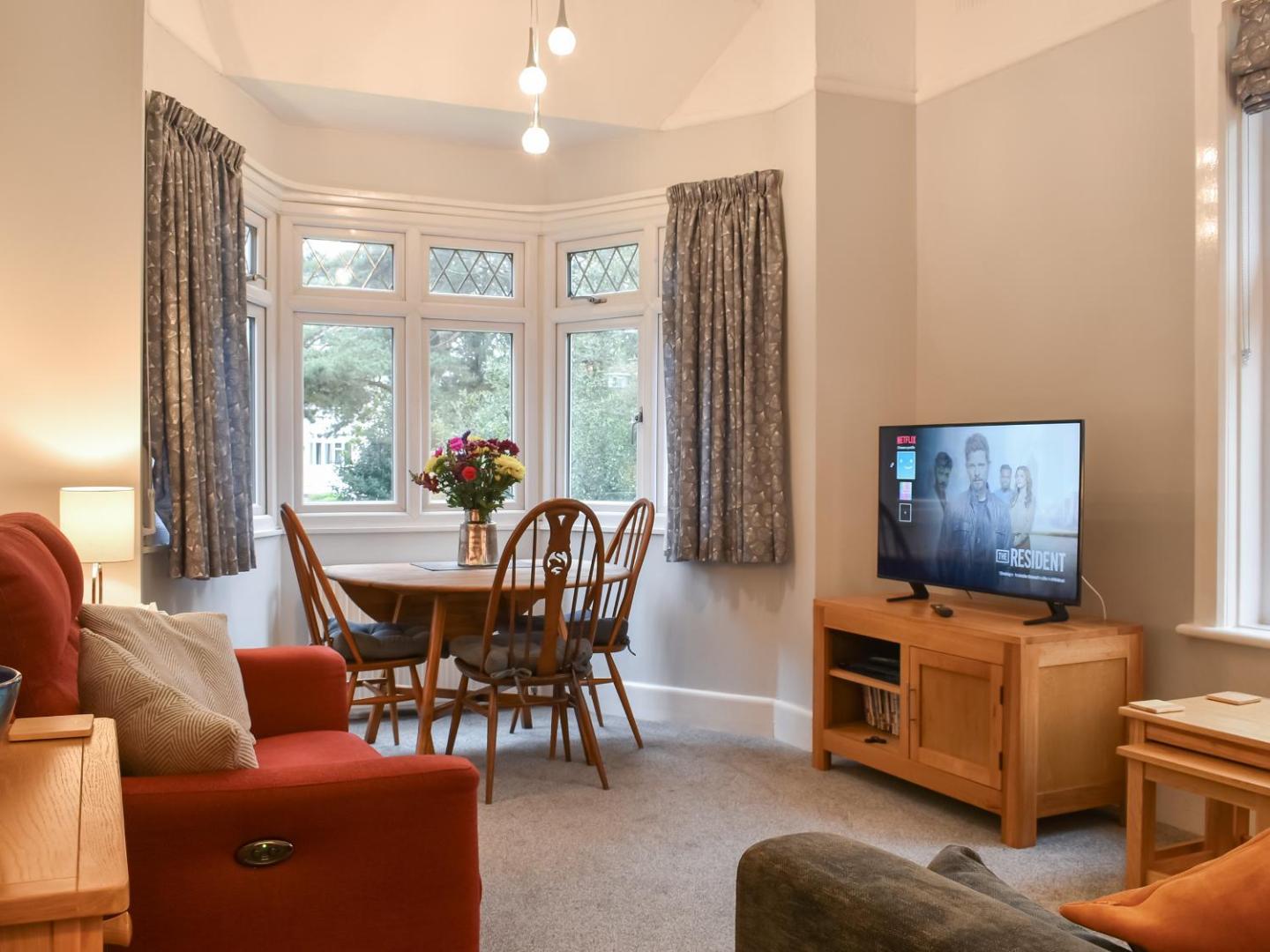 Φωτογραφία 8: Flat 2, Langtry Apartment