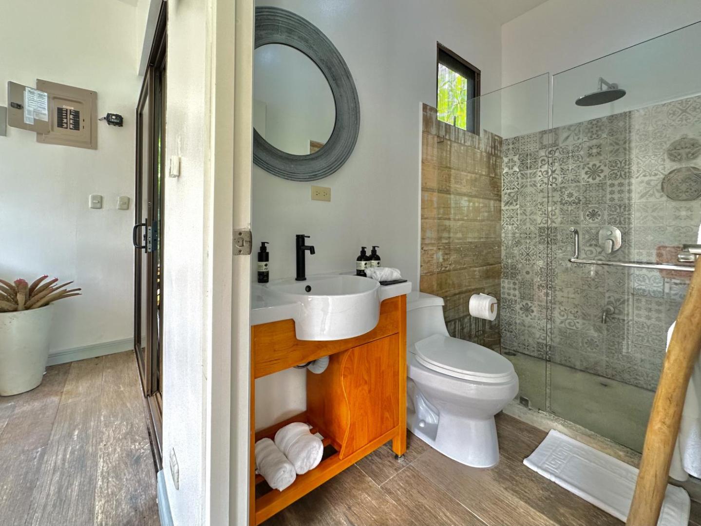 Foto 7: Selvatica - Deluxe King Room with Garden Views