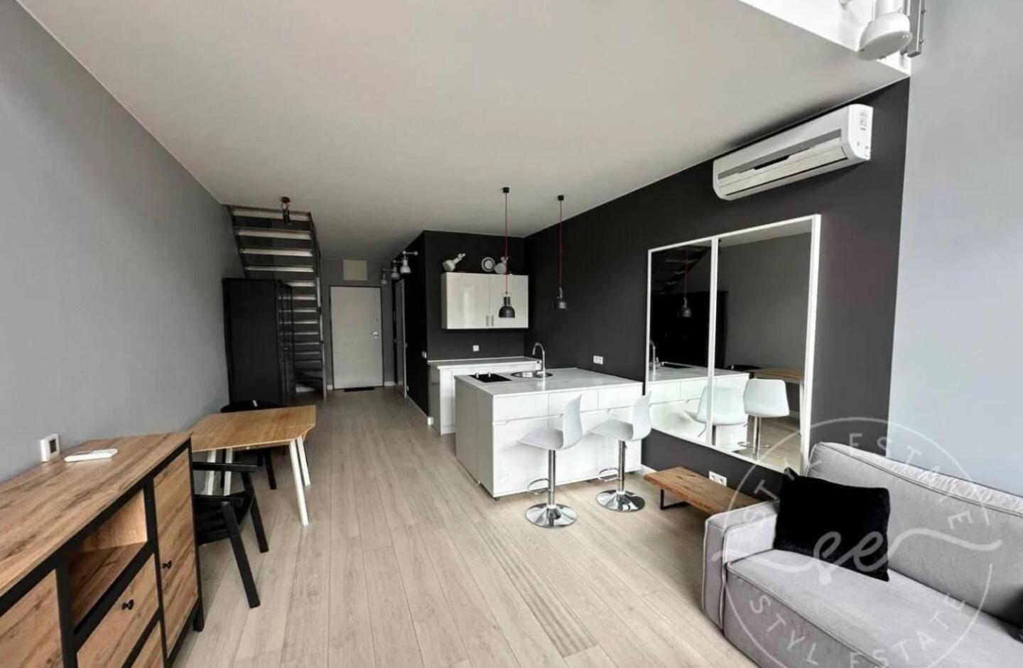 Фотография 2: Before making request, read my profile host at the bottom of page # Qbik Apartments