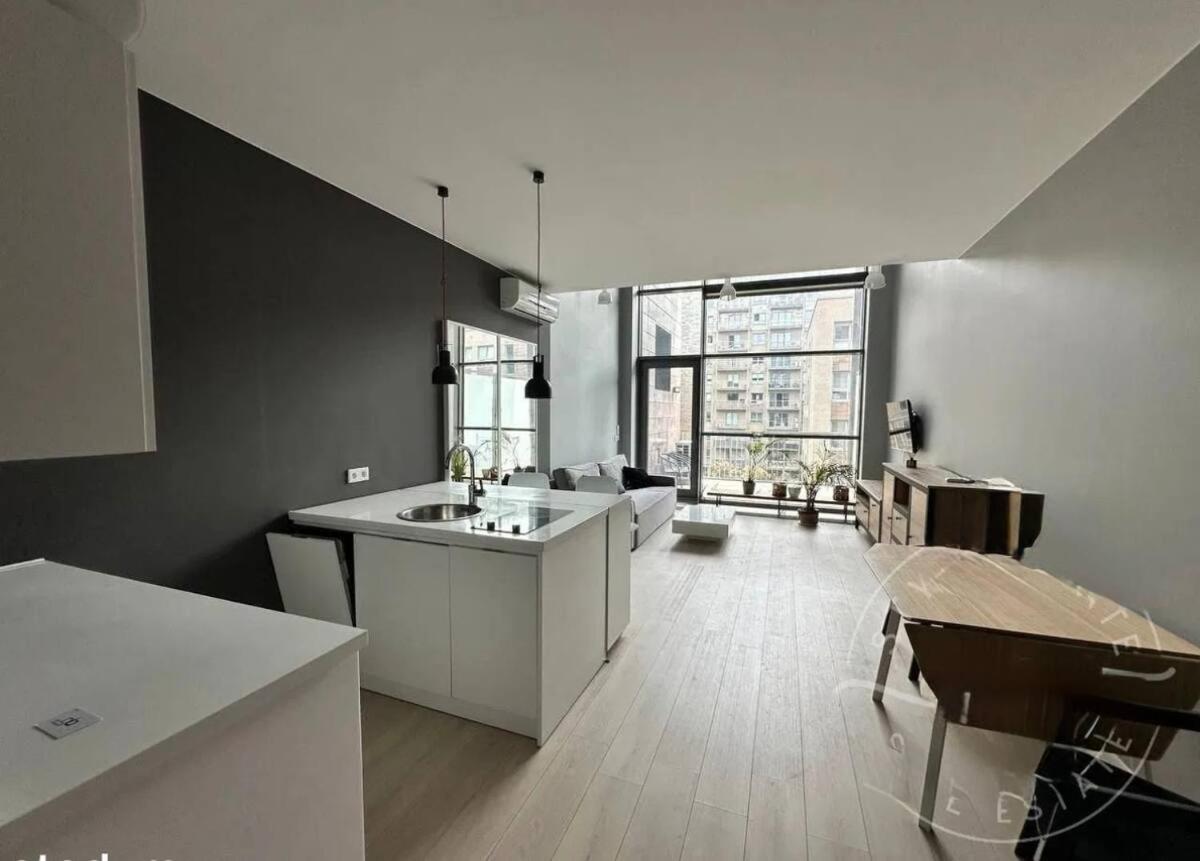 Фотография 8: Before making request, read my profile host at the bottom of page # Qbik Apartments