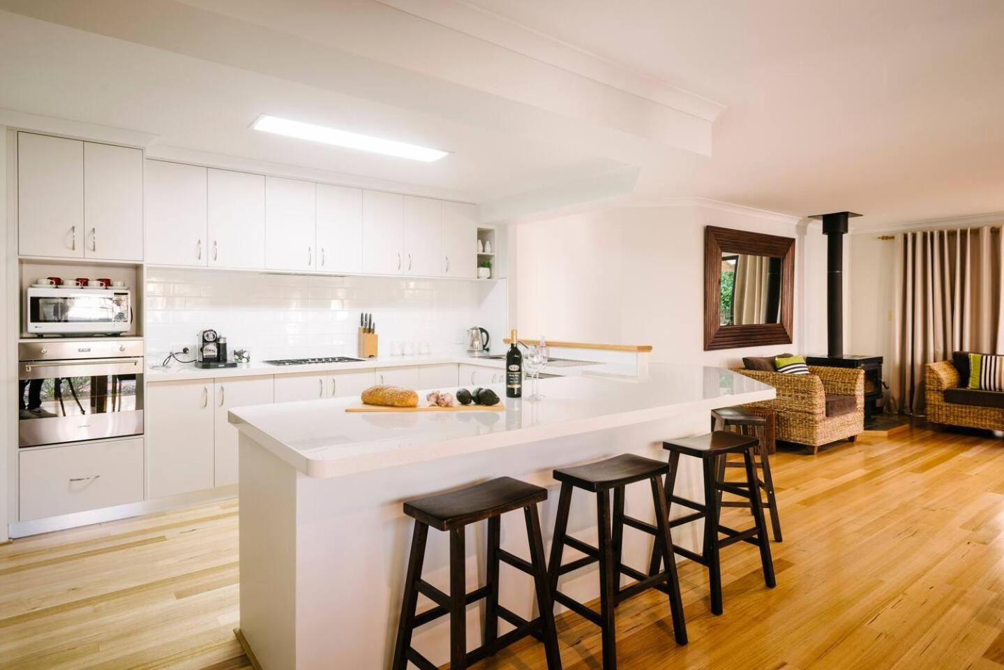 Fotografie 3: Rainbird - Classic Dunsborough Style near Wineries