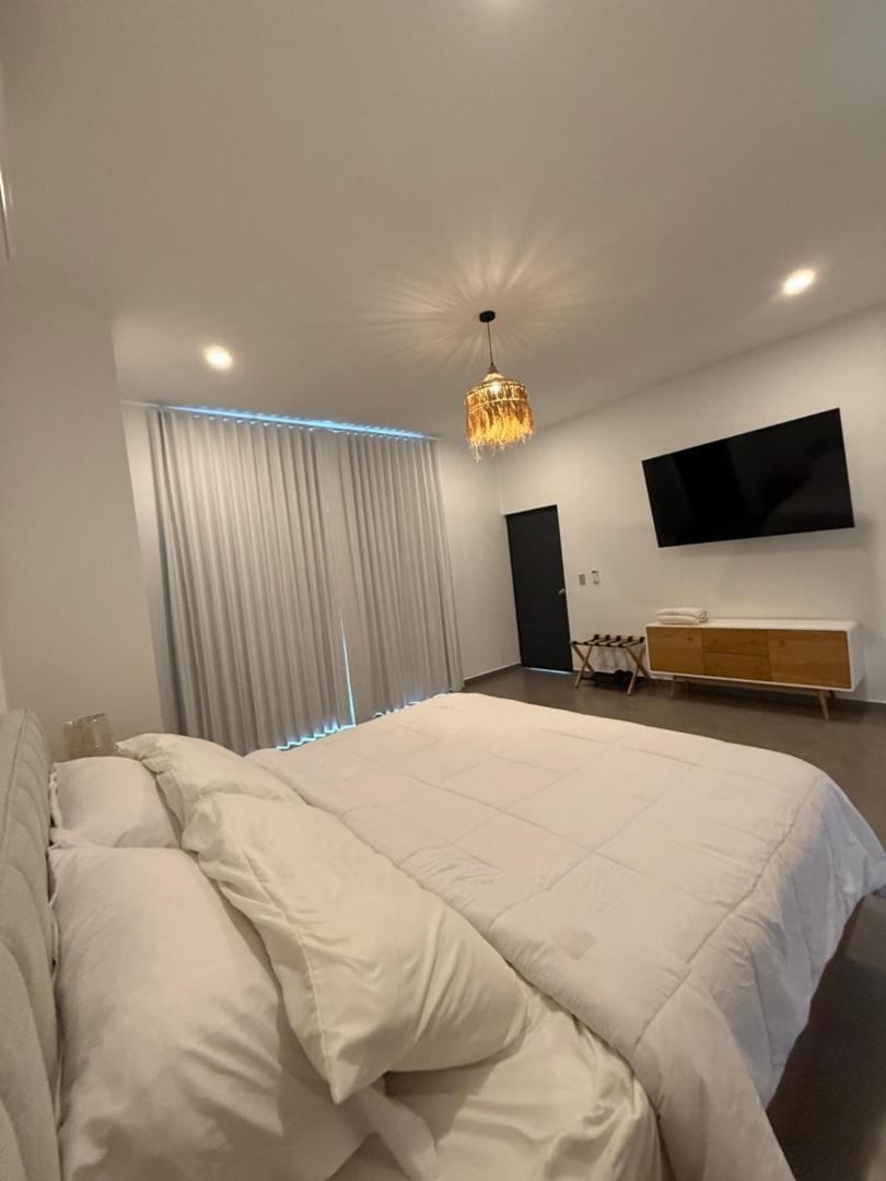 Bilde 9: Oceanfront - Villa Catalina - Beach House