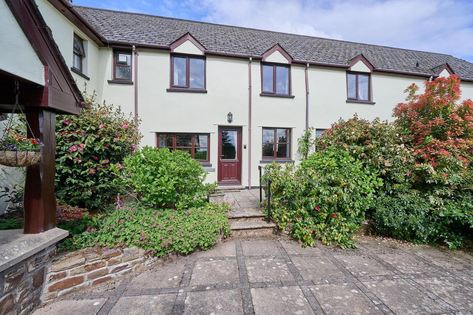 Host & Stay - Coombe Cottage photo 4