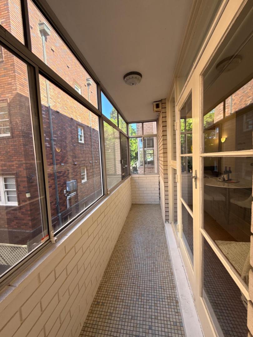Foto 8: Randwick Shared Apt with Study Desk & Parking