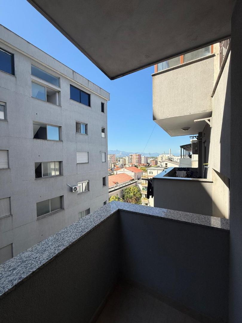 Kuva 8: Flat in Shkoder