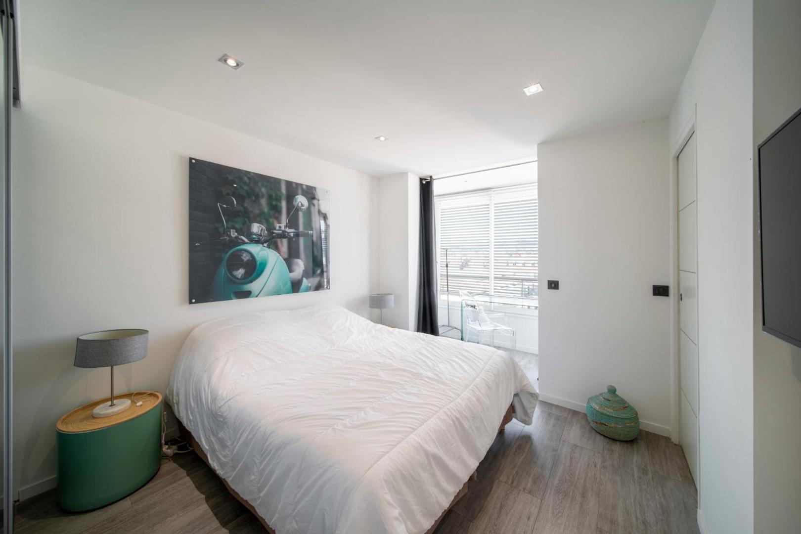 Fotografie 7: REF 1957 - Cannes Croisette -Sea view apartment for rent