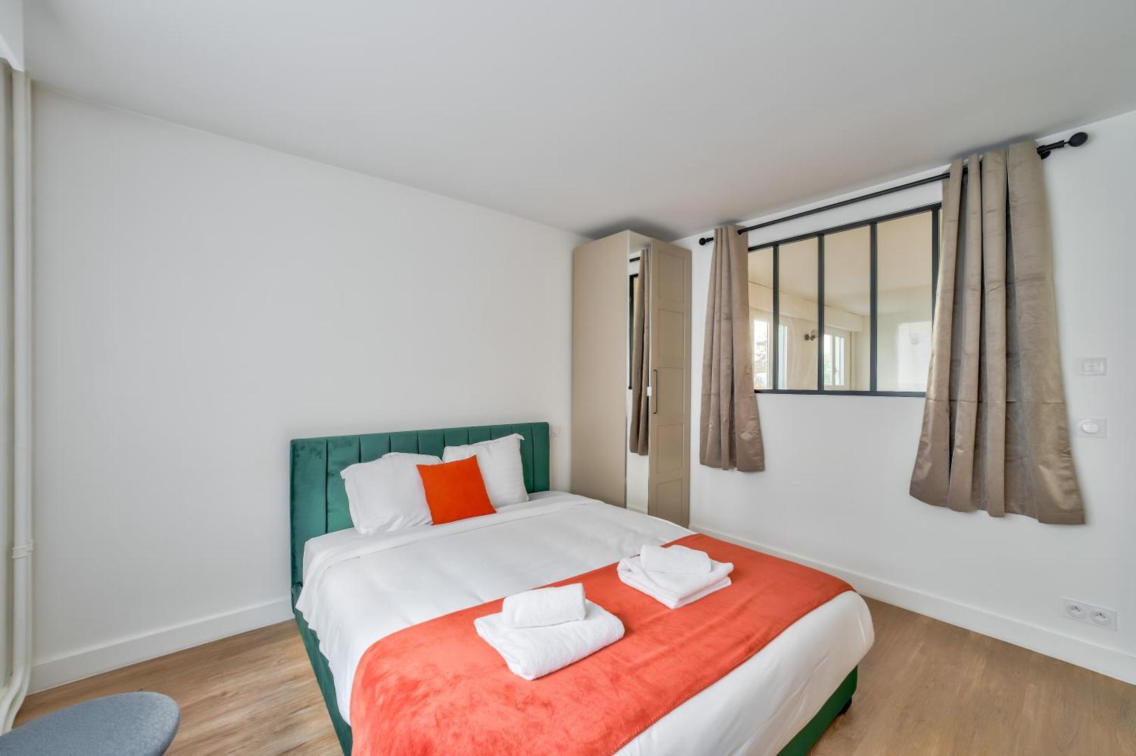 Foto 5: Spacious & Bright 2BR Apartment - Heart of 15th