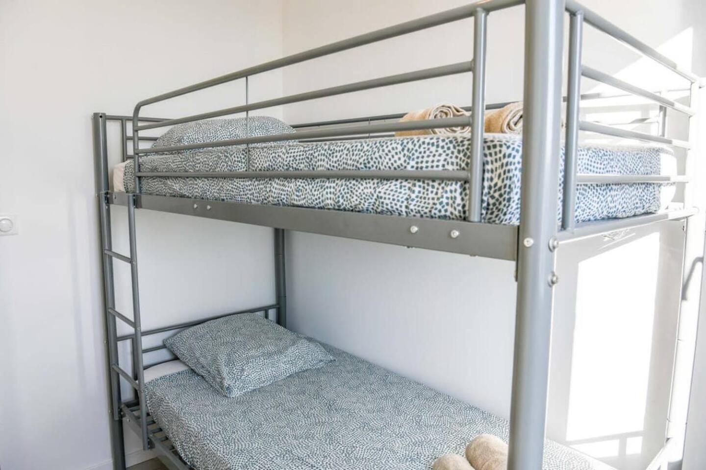Fotografie 7: Cabanon, 2 chambres, terrasse et vue mer
