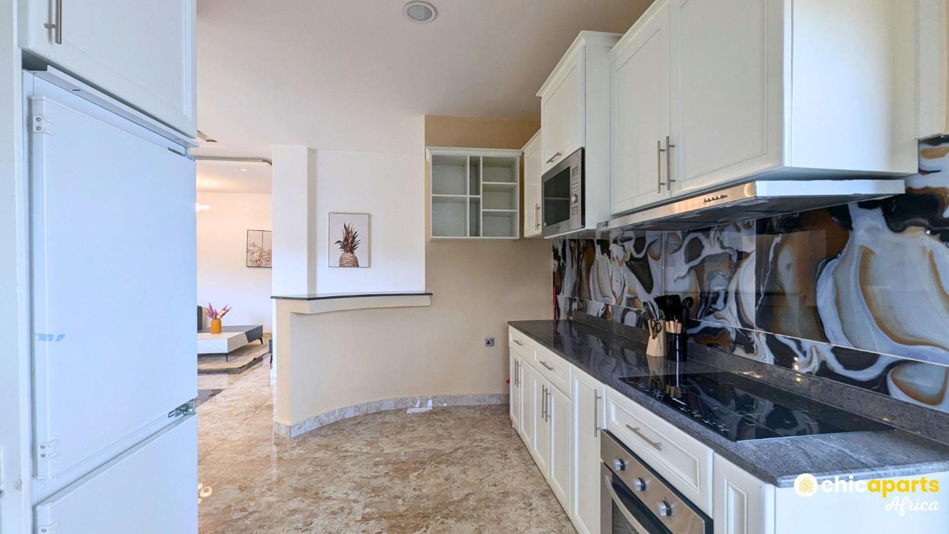 Chic & spacious studio with parking photo 9