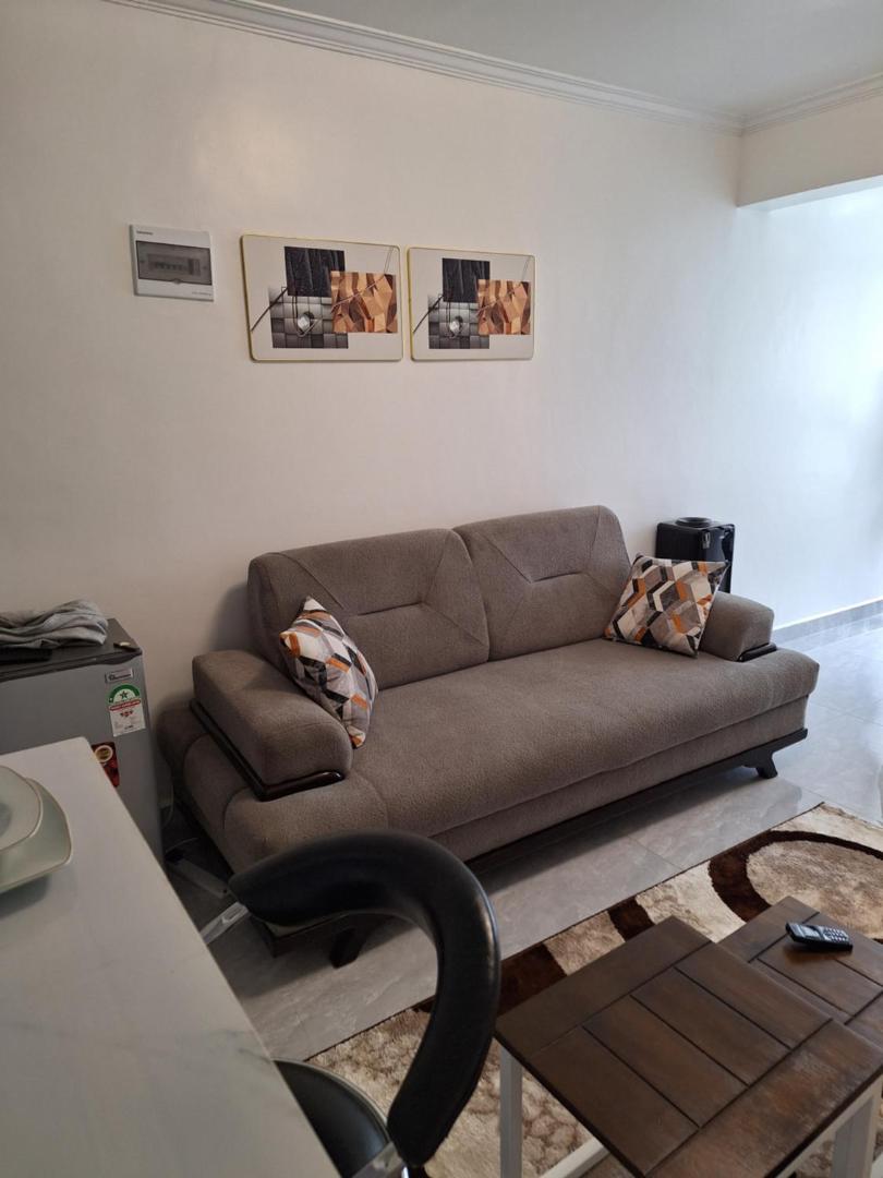Fotografie 3: Haven 902 - Modern, Stylish & Comfy 1 Bedroom Apartment With Workspace, Secure Parking, CCTV, Restaurant ,Gym, Sauna And City Views in Nairobi, Kilimani Area