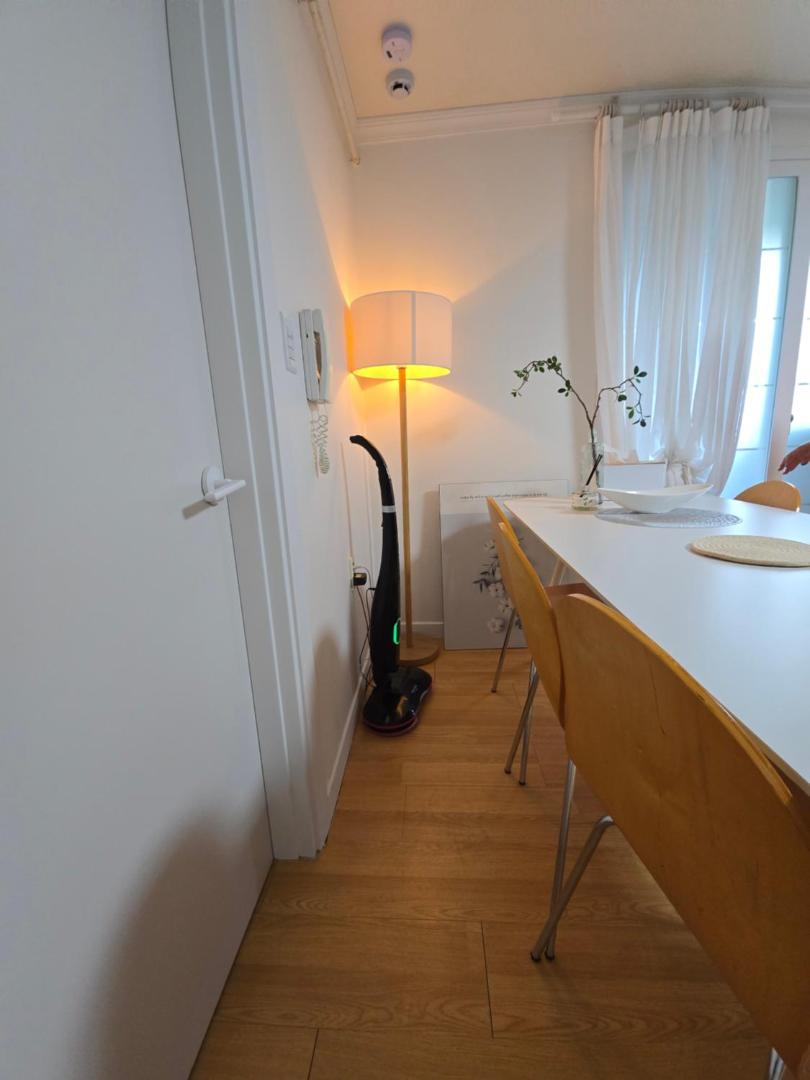 Foto 4: Daegu, Apsan, Room 2, Spacious Living Room, Emotional Dining, Pretty Bathtub, Parking Guaranteed