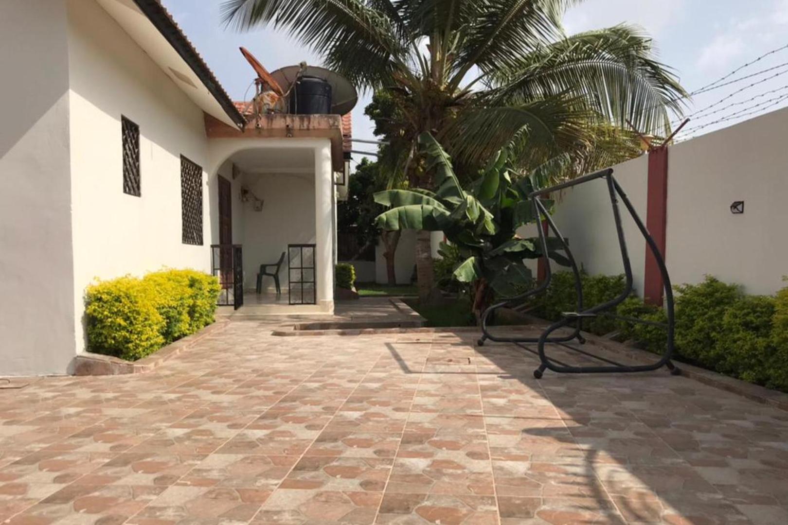 Fotografie 10: 2-Bed - Sleeps 6 - Pet Friendly & Parking