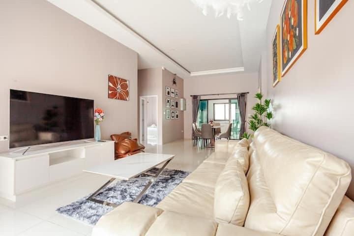 Billede 5: Exclusive 11-Bedroom Party Villa with Private Pool -11卧 私人大型泳池花园别墅