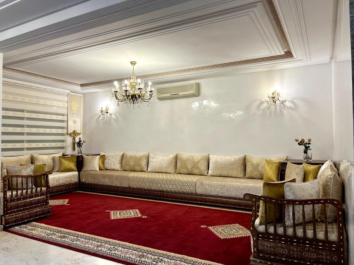 Photo 3 : Chic & Spacious 4BR with Jacuzzi-Fez New City Stay