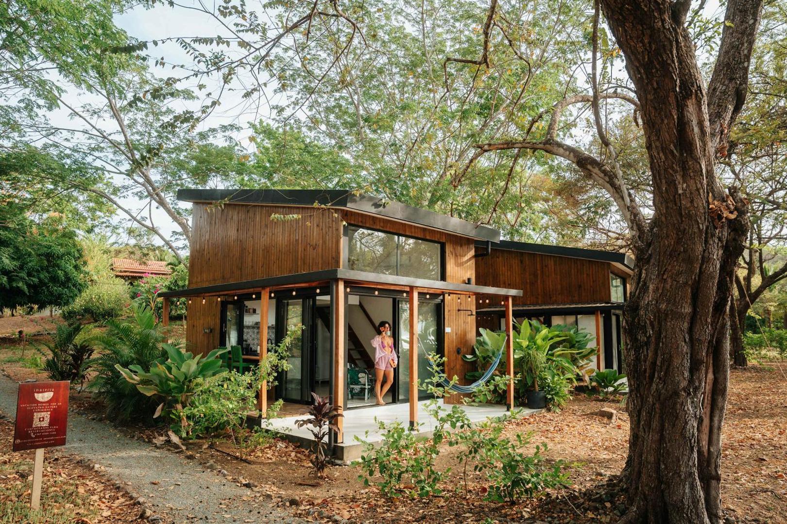 Foto 5: Mind - Oceanfront Jungle Loft