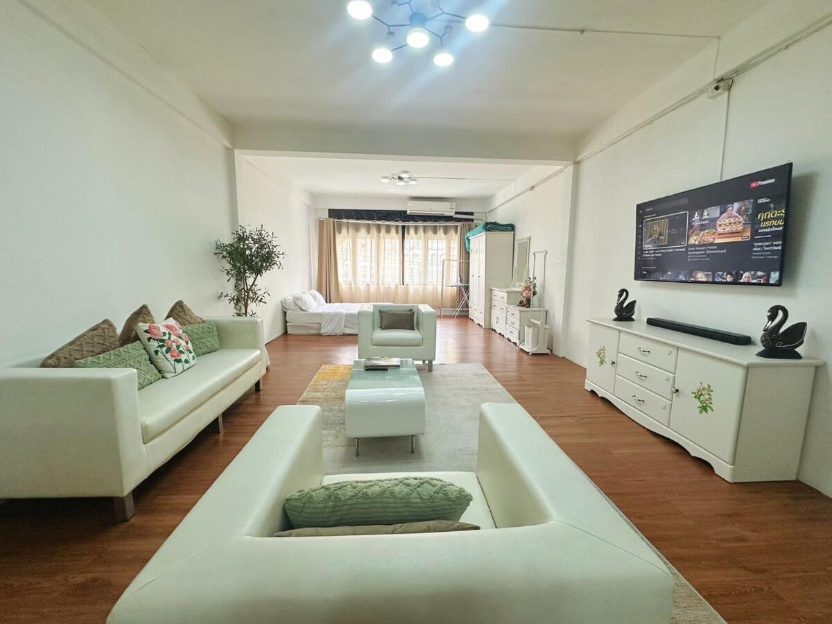 Zdjęcie 5: Spacious, just an 850m walk to MRT Rama 9 station