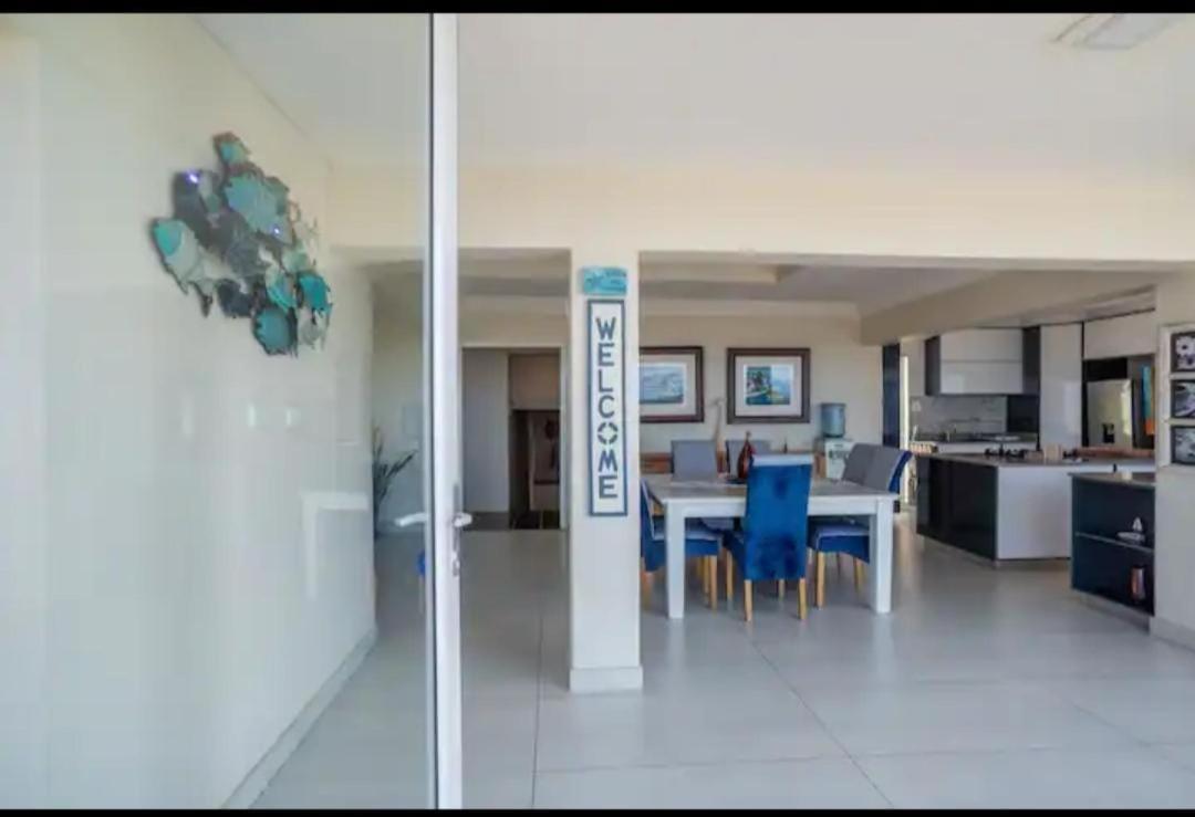 Photo 6 : House on the Beach in Glenashley