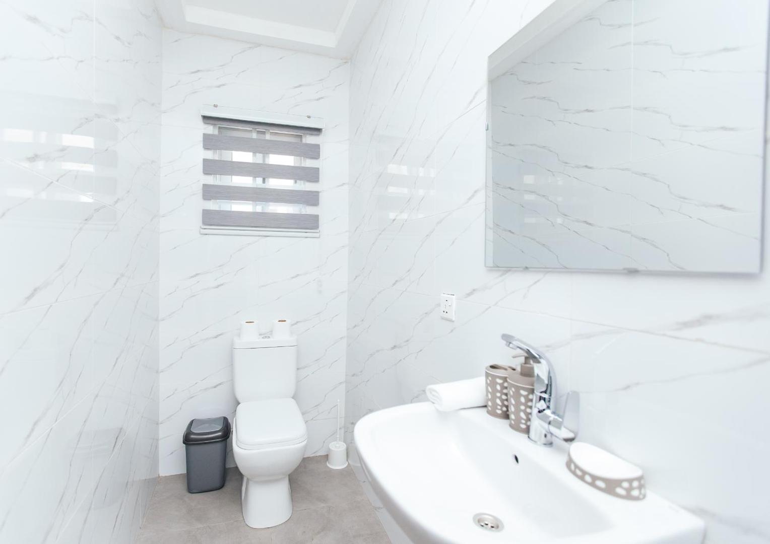 Foto 6: Luxurious townhouse behind Achimota Mall