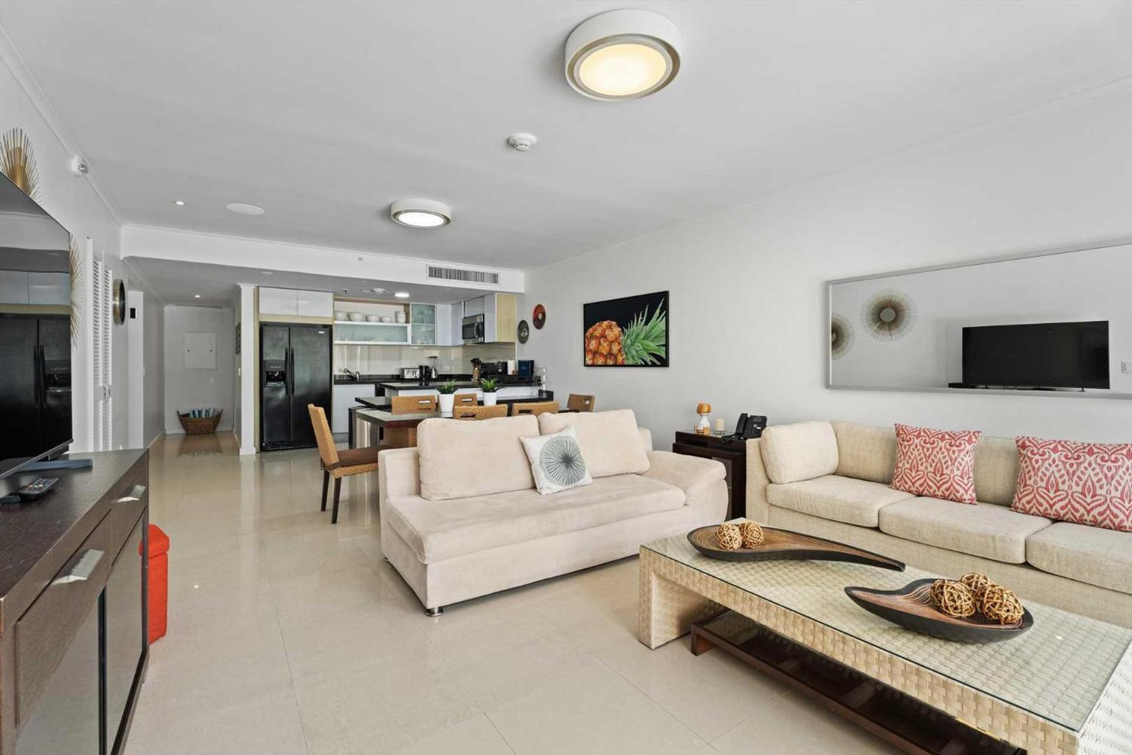 Billede 9: Beachfront - Beach Garden 2BR condo - E124