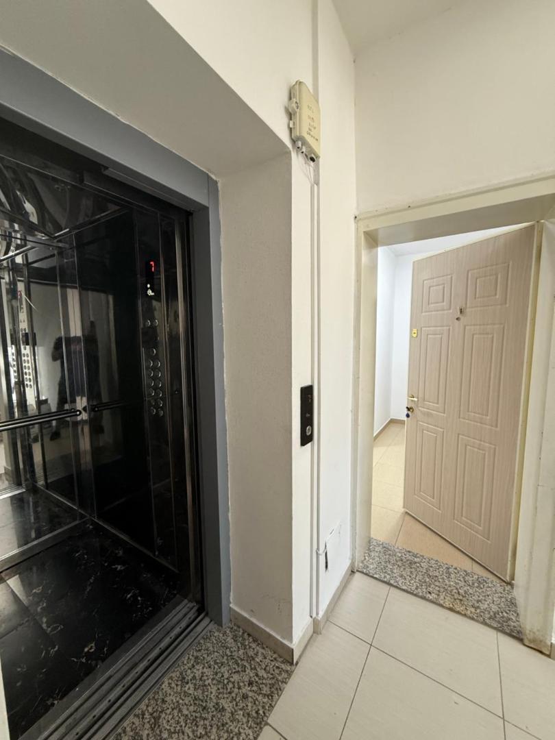 Kuva 2: Flat in Shkoder