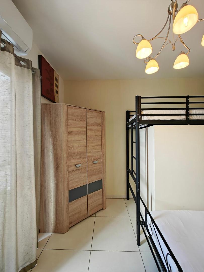 Foto 8: Corner view 2