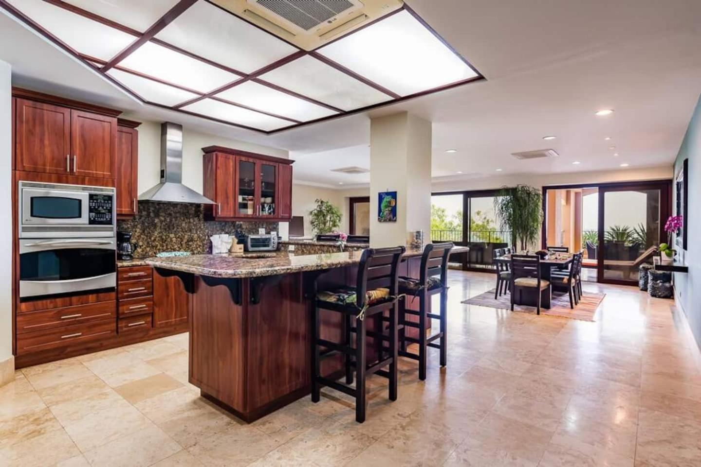 Billede 5: Beachfront, Sunset, & Ocean Views With Gas Grill