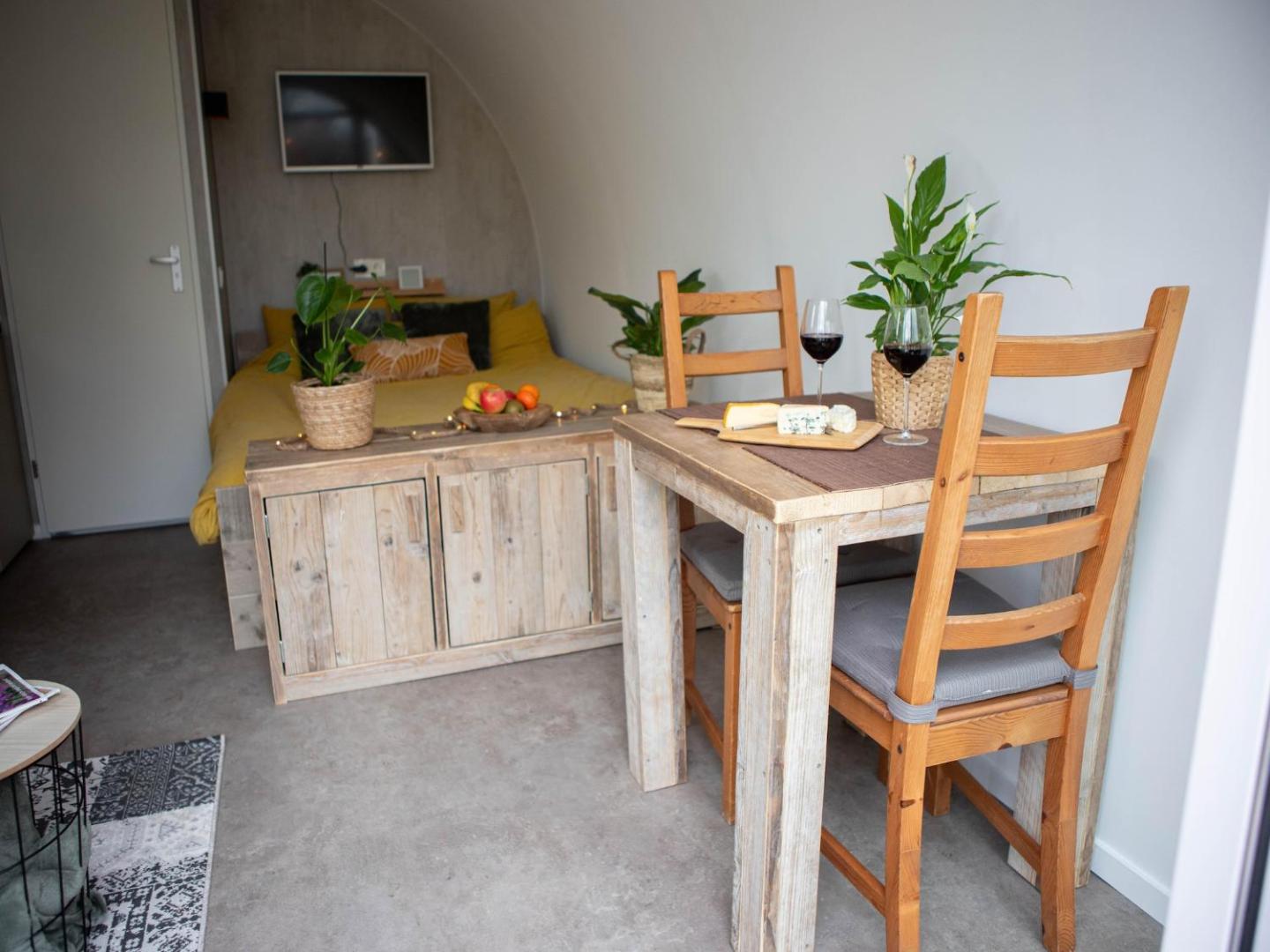 Zdjęcie 3: Tiny Home in Oirschot next to forest