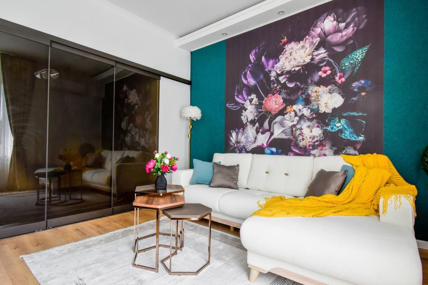 Foto 5: 2br, 4 Baths, Terrace Steps From Sofia Landmarks