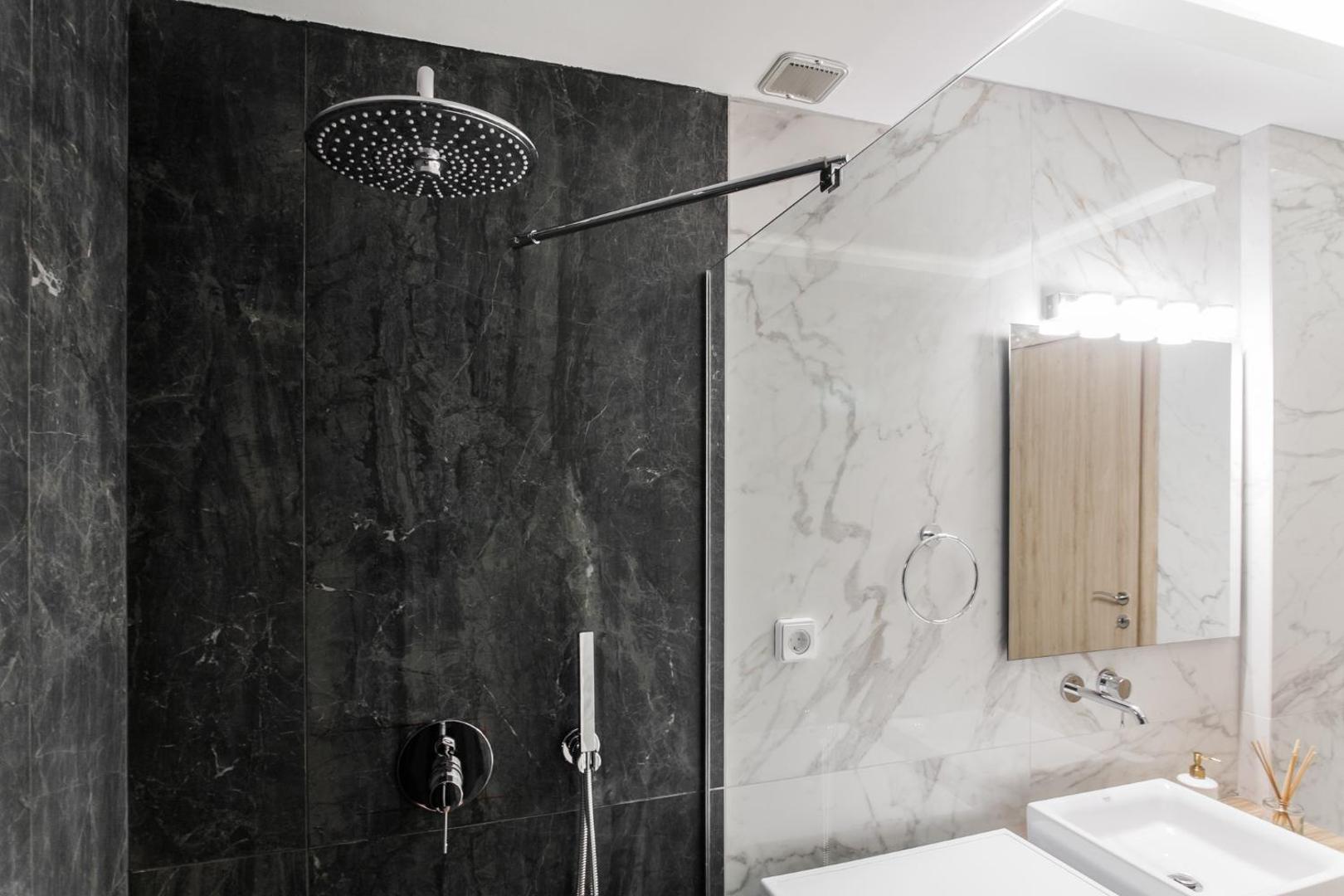 Fotografie 9: Balcony Suite near Acropolis by Liberty's Canvas