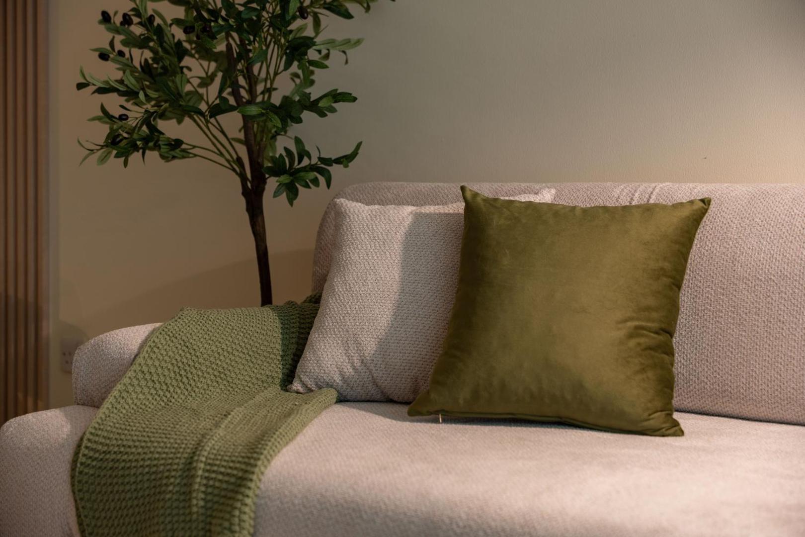 Foto 10: Surrounded by Nature Near Internet & Media City