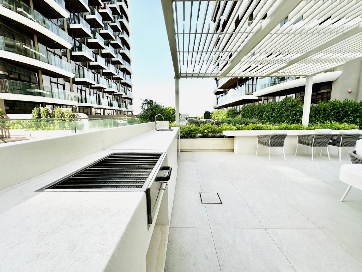 Fotografia 10: Chic & Sleek Studio in Westwood Grande