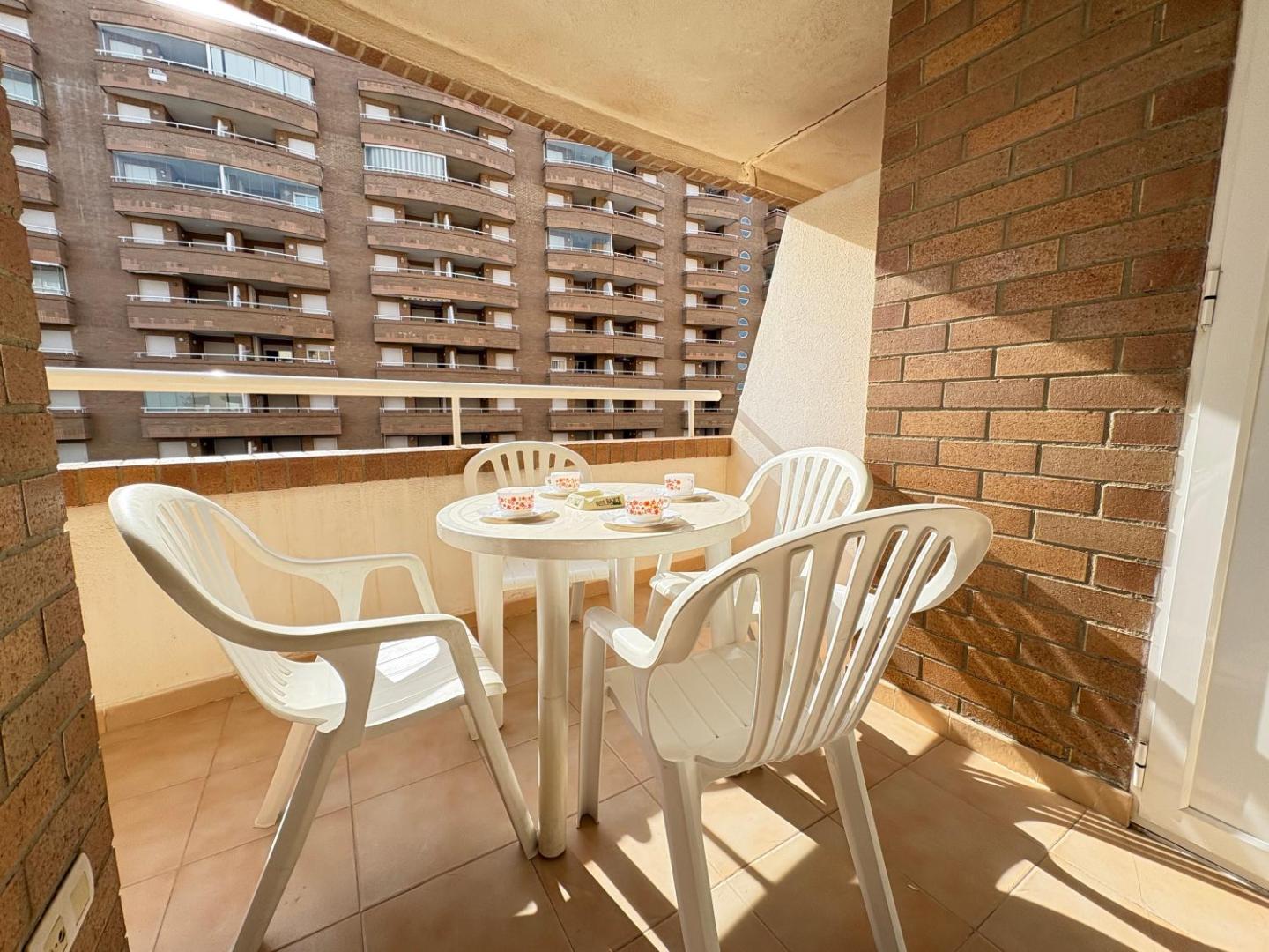 Foto 5: ACV - Costa Marina I-1ª línea, planta 5, sur