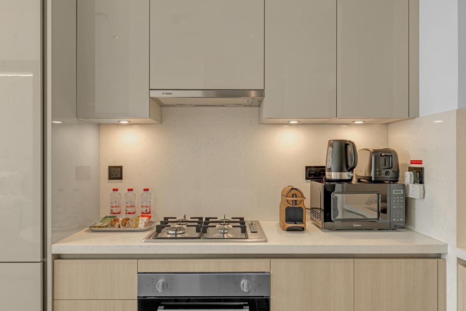 Foto 4: Waves - Modern & Cozy 1BR Apt Close to Down Town Dubai