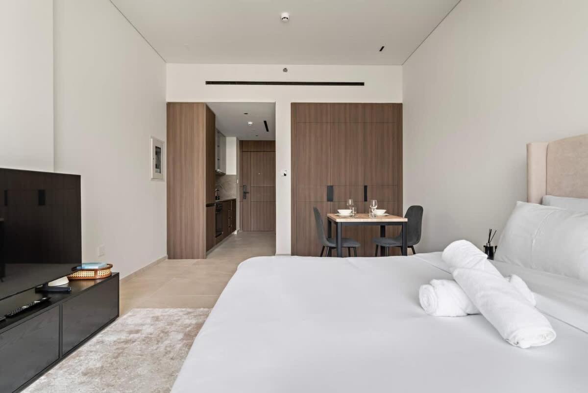 Foto 10: Chic Studio in Arjan with Gym Pool Free parking