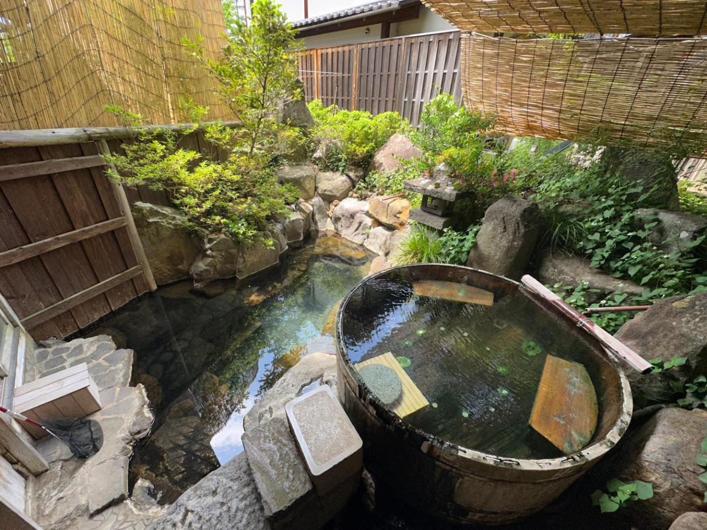Photo 9 : 塵表閣本店