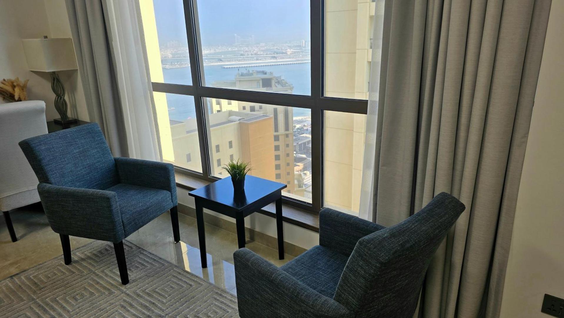 Foto 2: Beach, Palm Jumeirah & Marina view