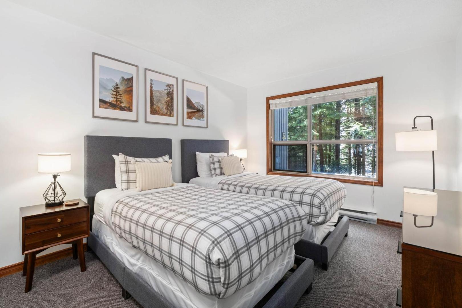 Fotografie 8: 2BR | The Aspens | Ski In/Out | Pool & Hot Tub | Gas Fireplace | Ski Valet | Gym