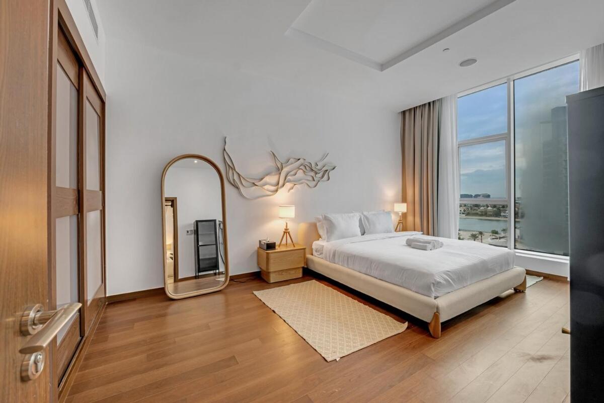 Bilde 4: Waves - Grand Palm Escape - Sea-View Massive 1BR Luxury