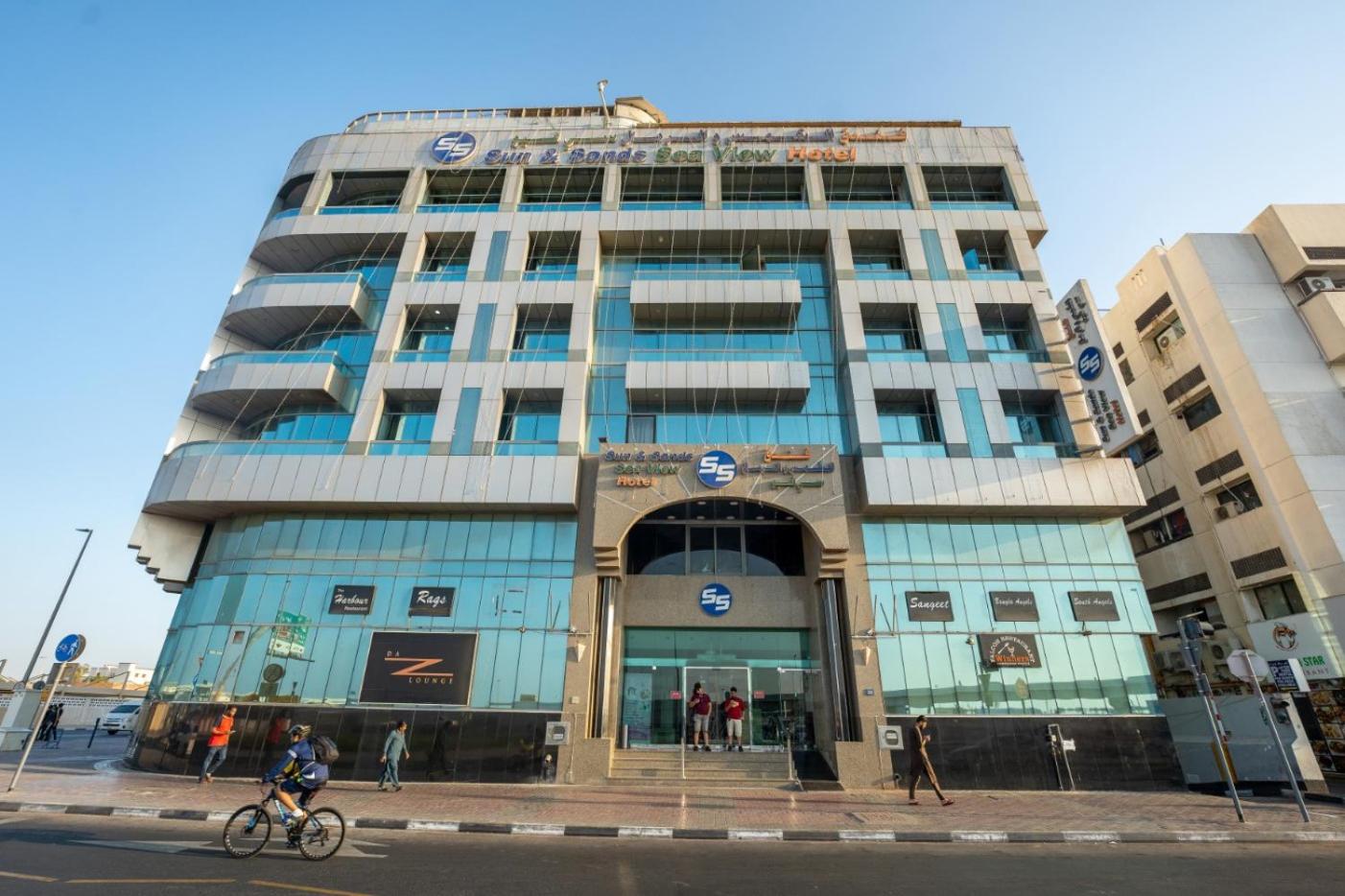 Photo 10 : Sun & Sands Sea View Hotel