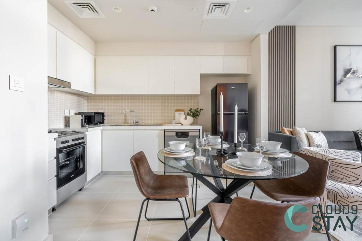 Cloud 9 - Townhouse style 2 BR Apt with BBQ Patio photo 7