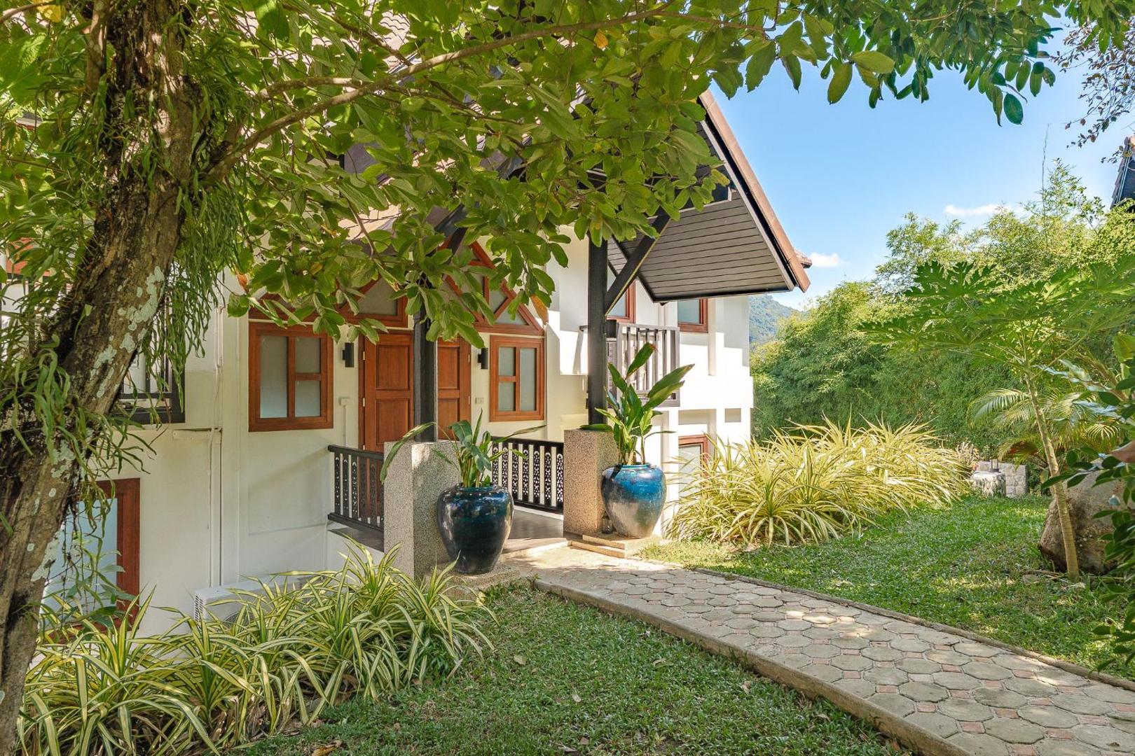 Foto 4: 35 - Vast Beach Front Villa