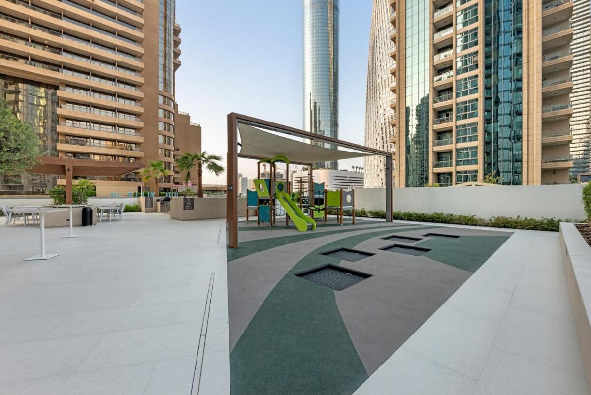 Kuva 10: Waves - LIV Marina Luxe 2BR Apt with Dubai Marina Views