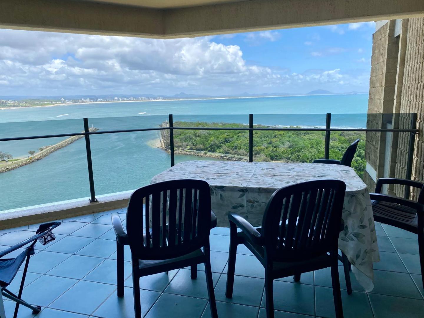 Zdjęcie 2: High Level with Ocean Views Everywhere