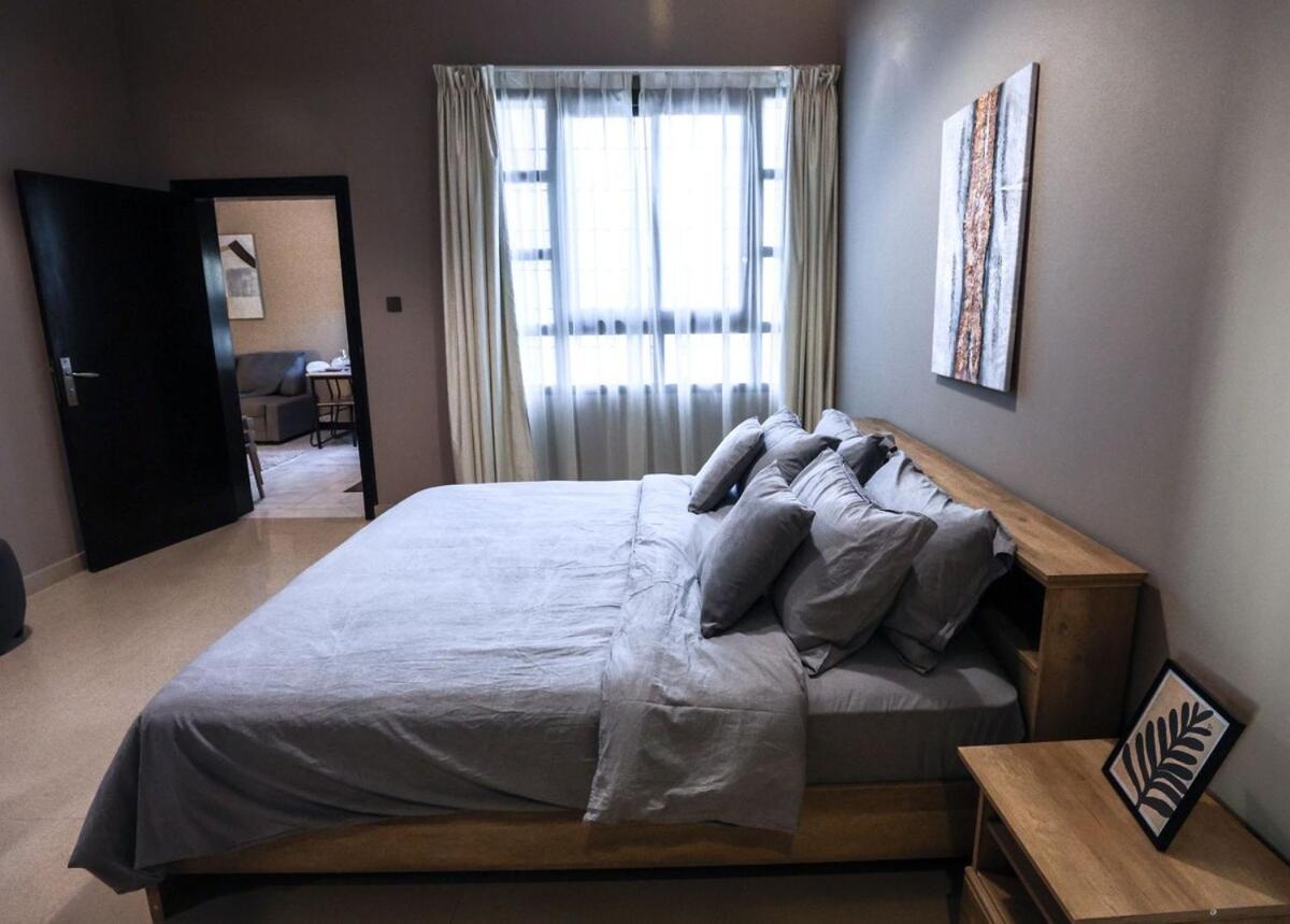 Фотография 3: Chic, Cozy & Modern 1BR in Distinctive Location!