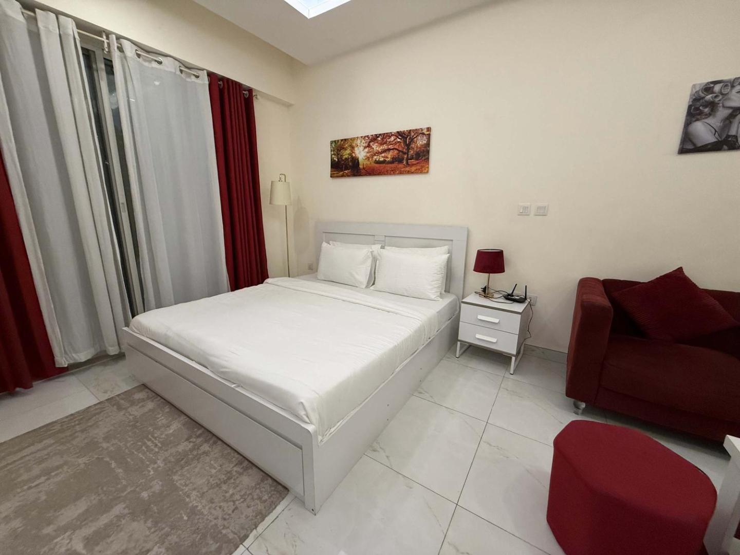Bilde 4: Chic Studio in Dar Al Jawhara Residence
