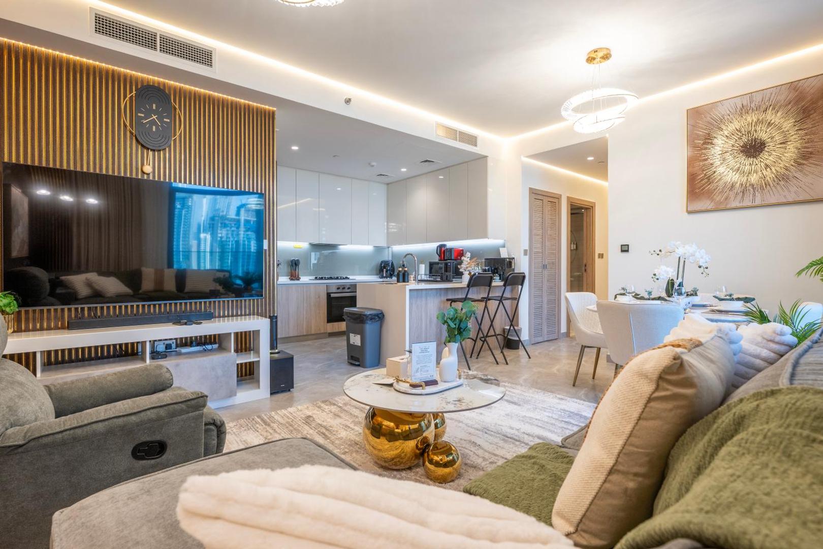 Foto 10: 2 Bedroom in Peninsula with Burj View