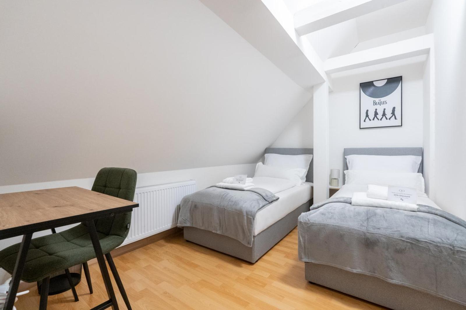 Fotografie 10: Large - 90m2 - Quiet Maisonette for 10 - 24 I 7 Check-in
